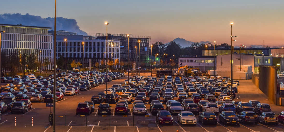 airport car park